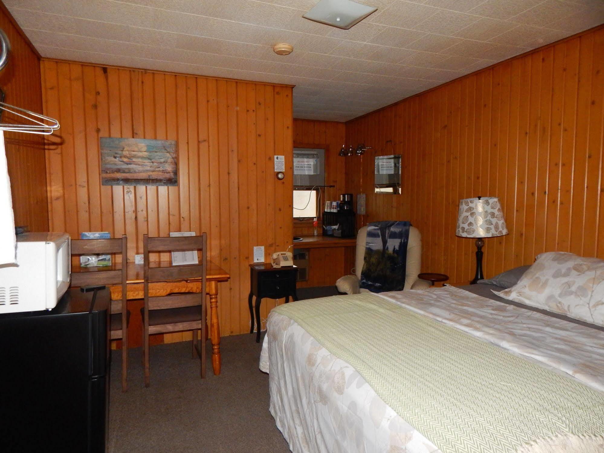 Brookside Motel Wadena Ngoại thất bức ảnh